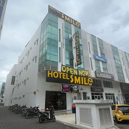 Smile Hotel Subang Airport Shah Alam Dış mekan fotoğraf